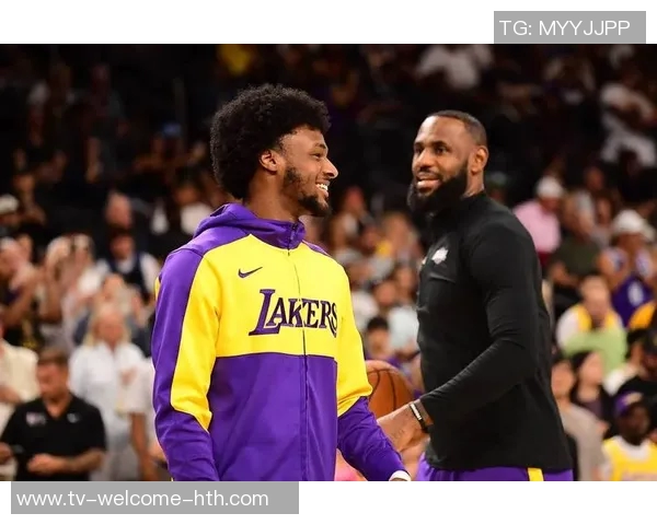 勒布朗分享与妻子同居的独特体验与家庭背景的深刻联系