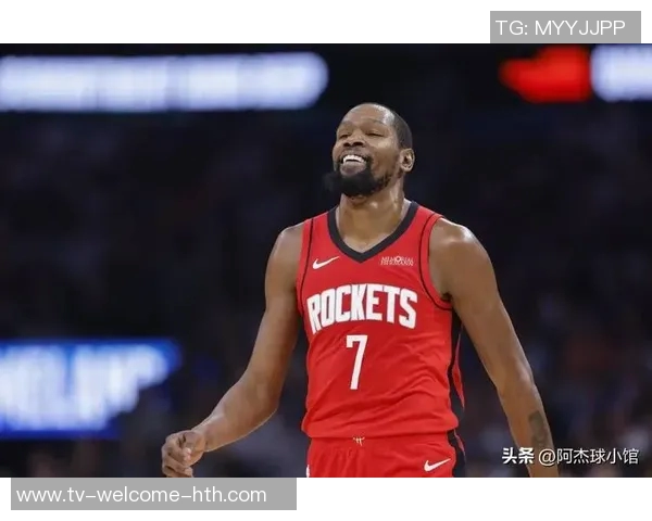 杜兰特呼吁队友主动创造机会不要总是依赖传球给他 杜兰特呼吁队友主动创造机会不要总是依赖传球给他