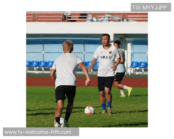 刘闻超假期归澳与波帅会面探讨未来发展计划